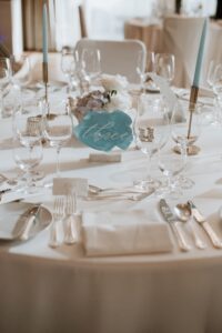 Esküvői dekorációs elemek, table design, photo: The Wedding Fox