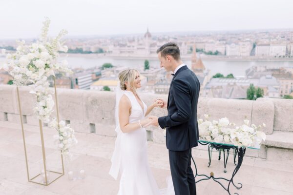 Breanna&Sean_Fishermans_Bastion_elopement_Budapest